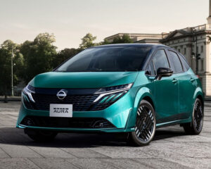日産 オーラ